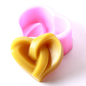 Knotted Heart Silicone Mould